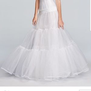 David's Bridal Ballgown Slip